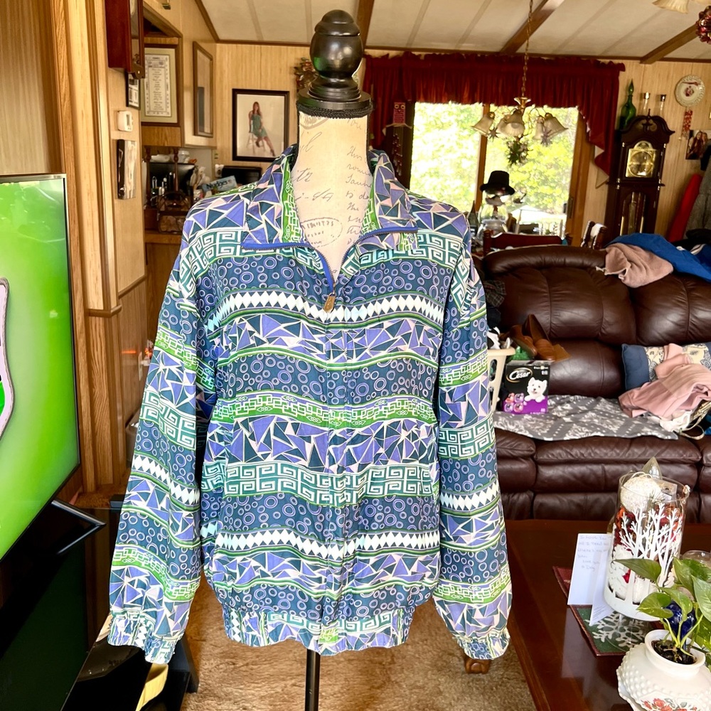 Fuda International vintage 100% silk jacket